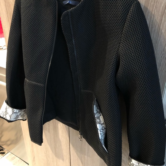 Jacket - - Picture 5 of 7